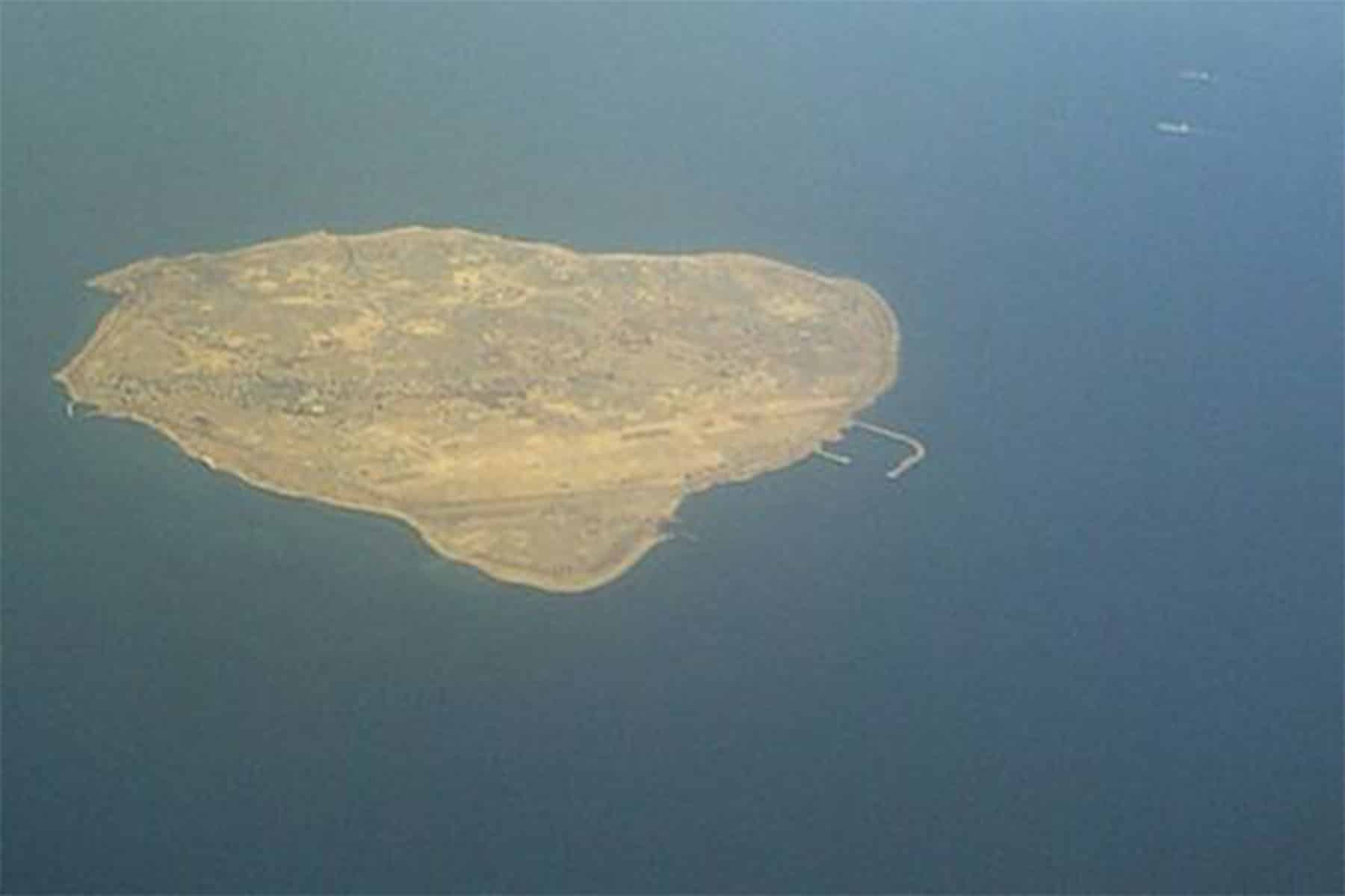 الدول العربية تبادلت مع إيران جزر الامارات بالبحرين