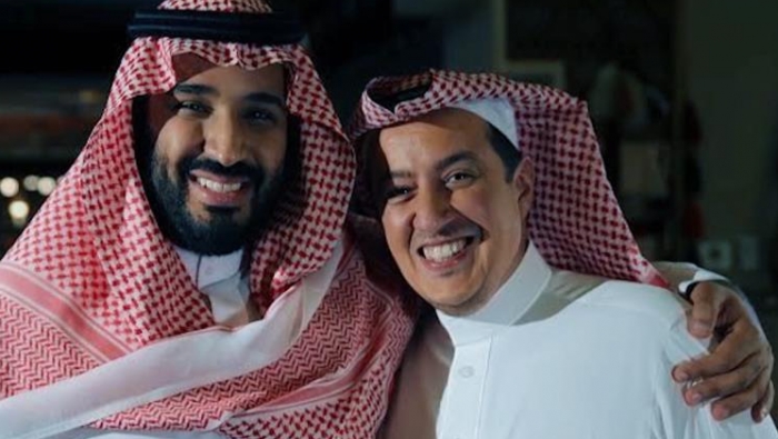 إعلامي سوري: العربية تطبل للميليشيات الشيعية المهاجمة للموصل وكأن تركي الدخيل قائدها؟!