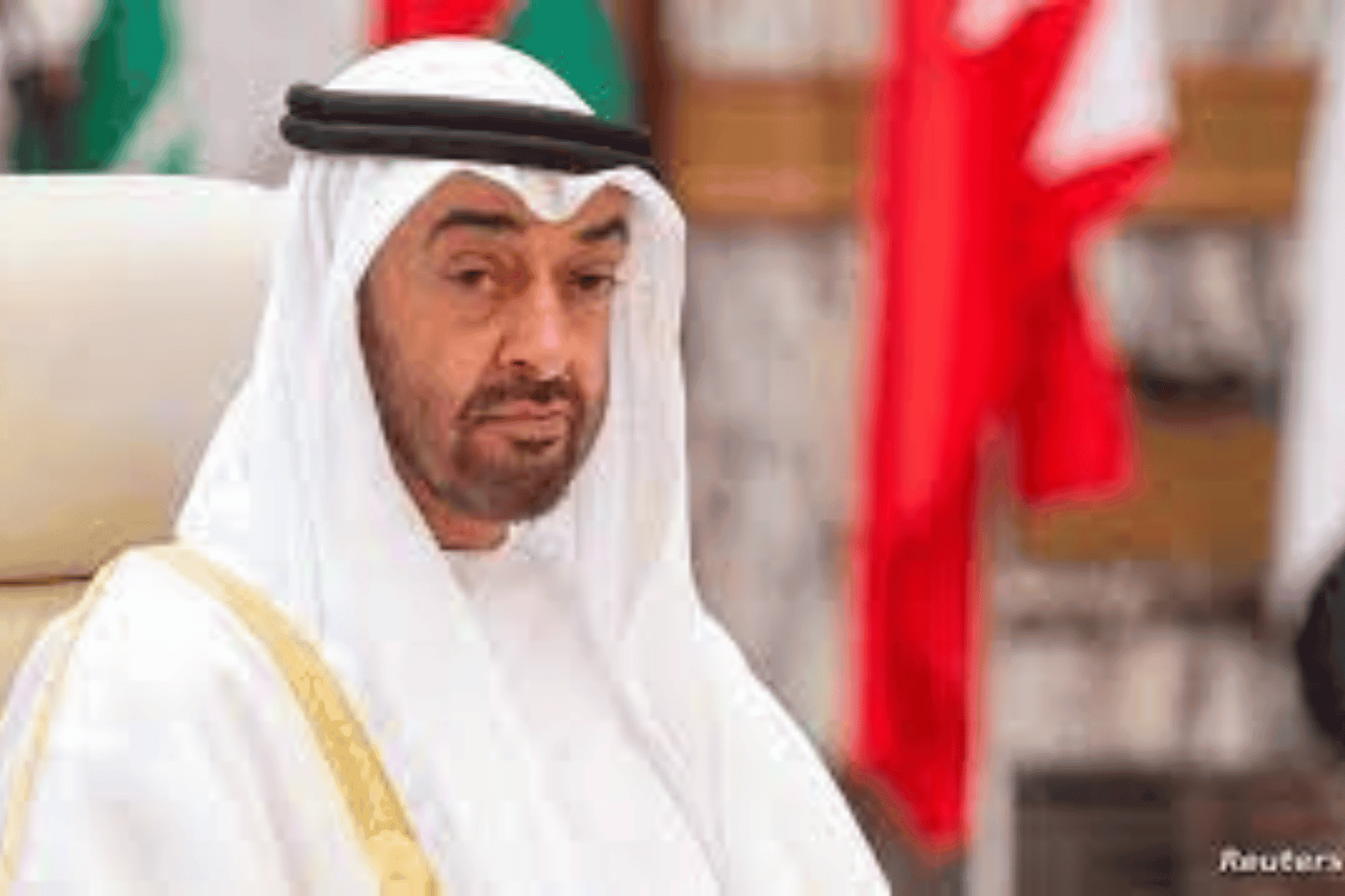 أكاديمي إماراتي: صمت دبي على “صبيانية” أبوظبي وراء الانهيار الكارثي لاقتصاد الإمارة الغنية