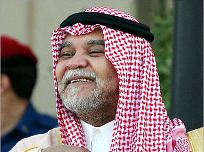 “شفناك وانت رخيص”.. “شاهد” ابن امه بندر بن سلطان يتطاول على قطر حتى يصفق له ابن سلمان بعدما بكى بشدة!