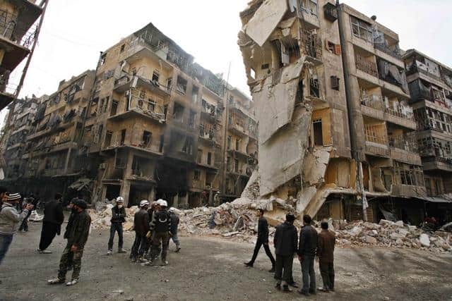 شارك بمعظم المشافي الميدانية في ثورات الربيع.. استشهاد طبيب يمني في مدينة حلب