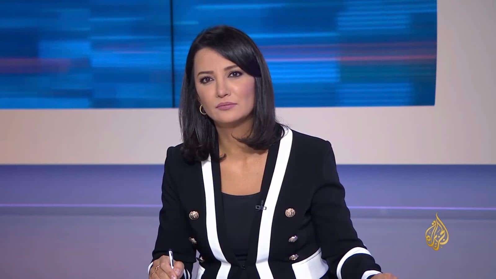 غادة عويس رداً على فبركات “الذباب”: “متخلّفون .. صورة بحوض سباحة لن تشتت النظر عن المنشار وصاحبه”