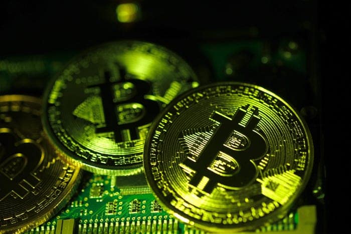 ضربة لسوق العملات الرقمية المشفرة يوم الجمعة!
