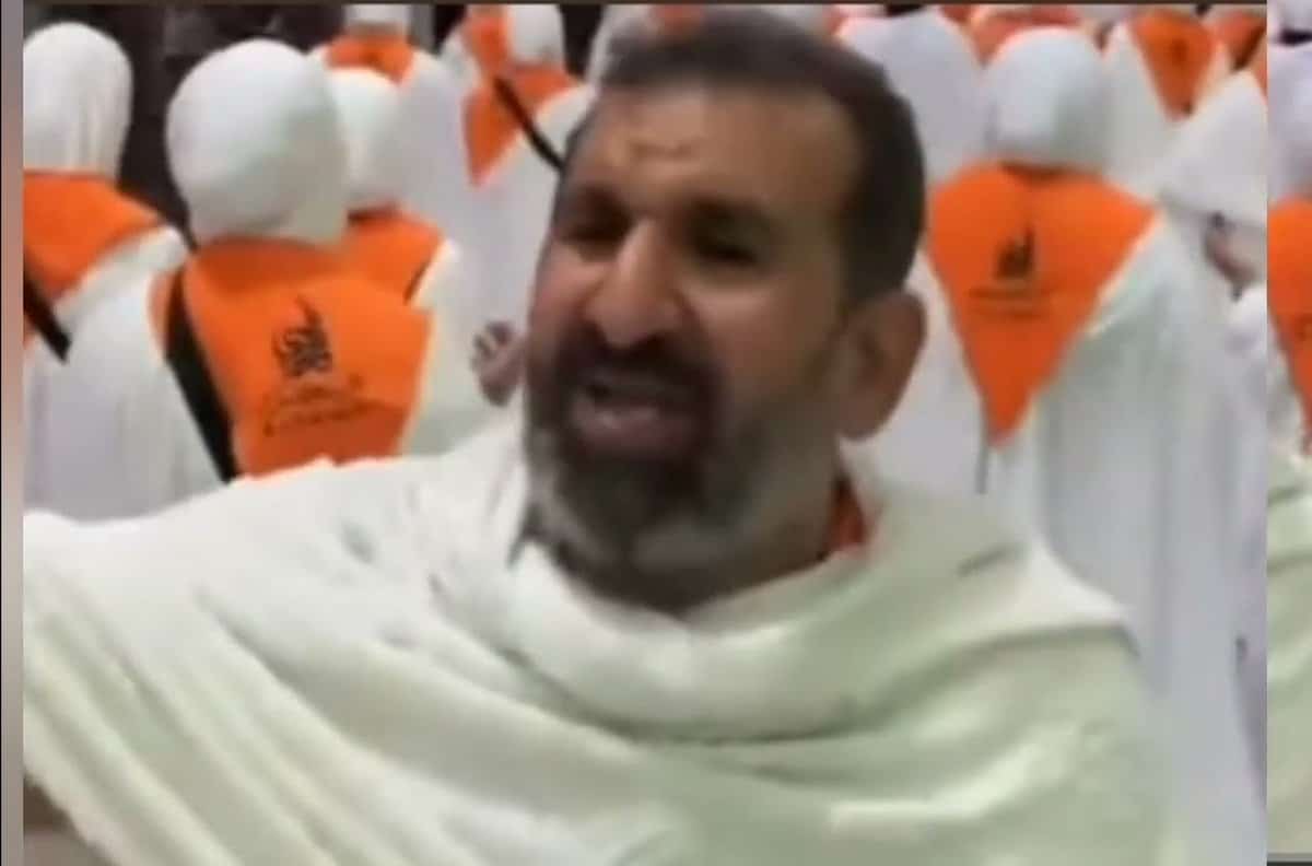 فوضى في الحرم المكي أحدثها معمم بحريني والسعودية تعتقله (فيديو)