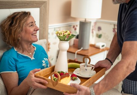 ماذا تأكل عند الإصابة بالإنفلونزا: 5 أطعمة مفيدة لتعزيز الشفاء و3 يجب تجنبها