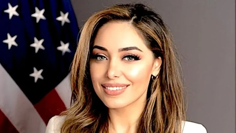 ترقية مورا نامدار من منصبها السابق في العمل على السياسة الخارجية الأمريكية في الشرق الأوسط وشمال أفريقيا لتصبح مساعدة وزير الخارجية