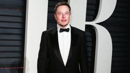 إيلون ماسك يحذر بشدة: ‘لا تدعوا أحباءكم يستخدمون ChatGPT’.. صراع علني يتصاعد مع سام ألتمان توتر متزايد بين اثنين من أبرز عقول وادي السيليكون يكشف مخاوف حول من يملك زمام الذكاء الاصطناعي وما قد يعنيه ذلك لمستقبل التقنية والبشرية