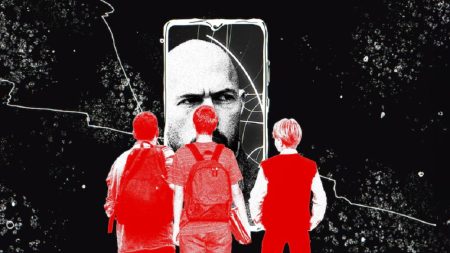 في السنوات الأخيرة، تصاعد الجدل حول مفهوم "الرجولة السامّة" بوصفه أحد أكثر المصطلحات تداولًا في النقاشات الاجتماعية والإعلامية