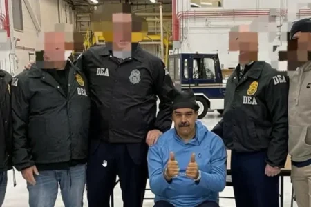 اعتقال مادورو