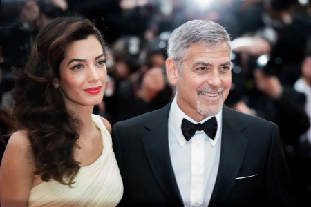 حين يغتني الأثرياء… ويغادرون الحلم الأمريكي جورج كولوني وزوجته أمل