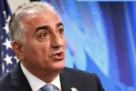 نجل شاه إيران رضا بهلوي يتعهد بالتعاون مع إسرائيل لإسقاط النظام الحاكم نجل شاه إيران رضا بهلوي يتعهد بالتعاون مع إسرائيل لإسقاط النظام الحاكم