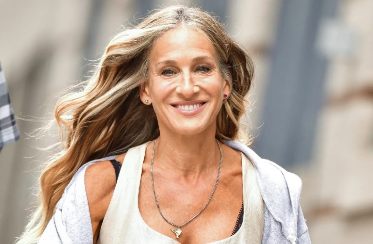 في زمن تتسارع فيه وتيرة الحياة وتتزايد الضغوط النفسية، يبدو أن سرّ العمر المديد لا يكمن في التقنيات الطبية وحدها، بل في نظرتنا اليومية إلى الحياة.