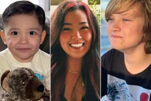 هيذر تومسون (في الوسط) وابنيها، أريوس تومسون (على اليسار) وإشعيا جونسون (على اليمين).