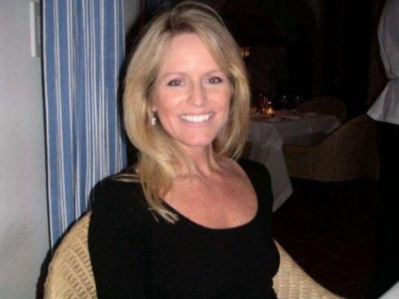 شريكة إبستين السرية في ولاية كونيتيكت