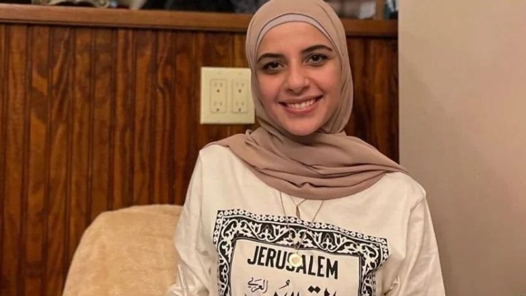 حالة شاب فلسطيني محتجز في مركز للهجرة بتكساس تتدهور وسط مخاوف من الإهمال الطبي وأسئلة عن مصير آلاف المهاجرين في الاحتجاز الطويل