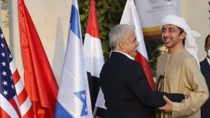 لابيد وعبدالله بن زايد