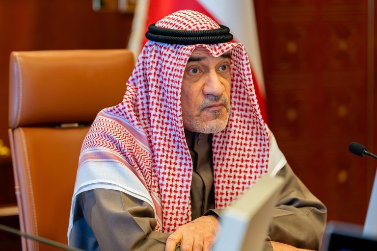 وزير الداخلية الكويتي فهد اليوسف