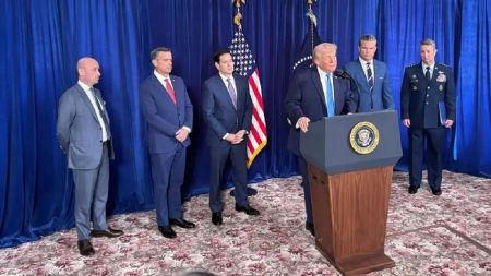 خطة النقاط الـ 15: هل تنهي “شروط ترامب” الحرب مع طهران أم تعمق الصراع؟ تحولات عميقة أعادت رسم ملامح الشرق الأوسط مع تصاعد المواجهة بين واشنطن وطهران حيث تحولت الضغوط إلى معادلة جديدة فرضت واقع القوة على الدبلوماسية