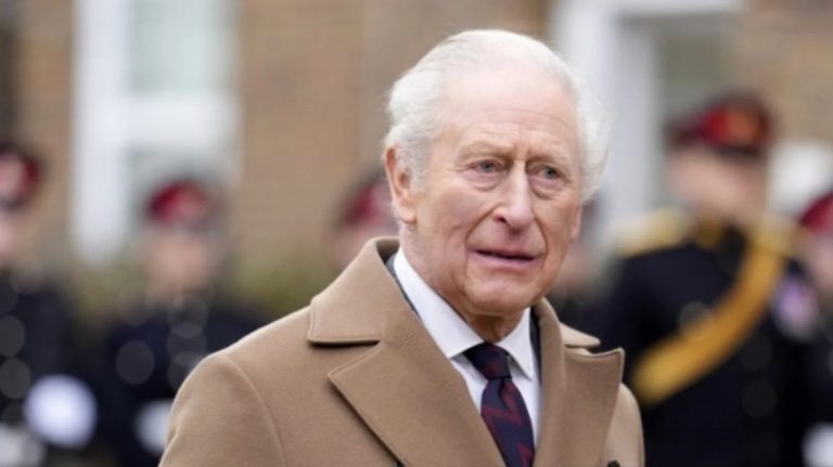 عمدة نيويورك السابق: الملك تشارلز “مسلم سرّاً” والقرآن “خطر وجودي”.. تصريحات جولياني عن المسلمين والملك تشعل جدلاً في بريطانيا وتثير تساؤلات حول تصاعد الخطاب المعادي وسط تباين واضح مع رؤية الملك تشارلز للتعايش الديني