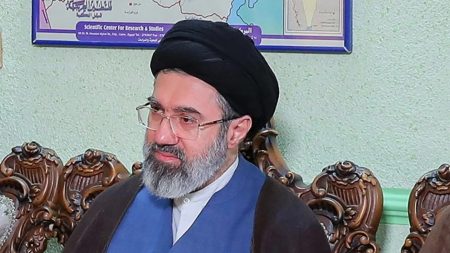 وفاة مفاجئة تعيد رسم ملامح الحكم في إيران وسط تساؤلات عن مستقبل القيادة الدينية وتوازن القوى في بلد يعيش لحظة حاسمة بين الإرث والتغيير