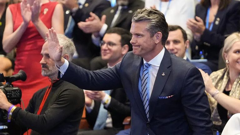 تصاعد التوتر بين الولايات المتحدة وإسرائيل وإيران يكشف سوء تقدير استراتيجي يهدد بتحويل حرب الطاقة إلى مواجهة مفتوحة تمتد آثارها على أمن واقتصاد العالم