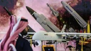 بين ضغوط التصعيد وخيار الدبلوماسية.. لماذا تصر الرياض على الحوار مع طهران الآن؟ رهانات دبلوماسية تتقاطع بين الرياض وطهران في لحظة إقليمية دقيقة حيث يختبر الحوار الهش فرص التهدئة وسط مخاوف من عودة التوتر إلى الواجهة