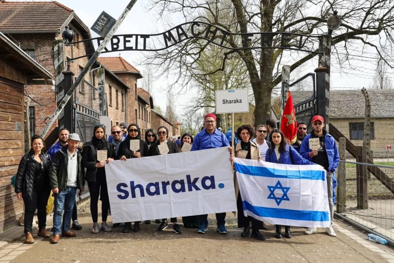 منظمات مرتبطة بإسرائيل تتغلغل في مشاريع التراث اليهودي بالمغرب لاستمالة الشباب وتقويض التعاطف مع فلسطين وسط جهود صون التراث اليهودي في المغرب، تتسلل مبادرات ذات صلة بإسرائيل عبر برامج موجهة للشباب لتغيير المزاج المؤيد لفلسطين بصيَغ ثقافية تبدو بريئة.