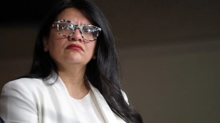 اتهامات بالتحرش وسوء الإدارة تهز واحدة من أبرز منظمات الدفاع عن الحقوق العربية في أمريكا