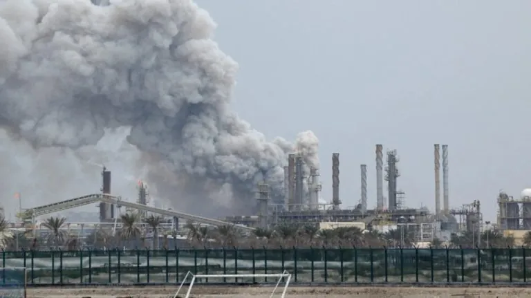 إدارة ترامب تسعى لإشراك شركات أمريكية في إعادة إعمار الخليج بعد ضربات إيران