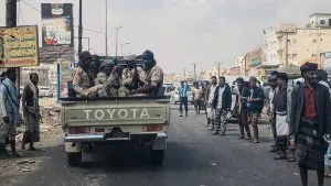 “باعتراف القاتل”: كواليس محاكمة المرتزق الذي نفذ ‘عمليات قذرة’ لصالح الإمارات.. هل كُشف المستور عن حرب اليمن؟ وثائق قضائية تكشف عن شبكة اغتيالات في اليمن نفذها مقاتلون أميركيون لحساب الإمارات مقابل ملايين الدولارات وسط تساؤلات حول حدود الحروب بالوكالة