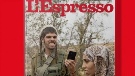 غضب دبلوماسي وردود ساخرة بعد مهاجمة السفير الإسرائيلي لغلاف مجلة كشف مشهد المستوطنين المسلحين في الضفة الغربية ليعيد الجدل حول التوثيق وشهادة الصورة على الواقع