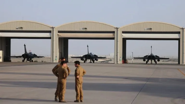 تصريحات لافتة تدعو لإغلاق القواعد الأمريكية في الإمارات تعكس تحولا في رؤية الأمن الوطني وسط تداعيات الحرب وتزايد التساؤلات حول مستقبل التحالفات الإقليمية
