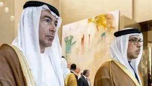 تصريحات غاضبة من ستيف بانون تفتح جدلًا حول طلب إماراتي محتمل لدعم مالي أمريكي وسط تداعيات حرب واشنطن وطهران ومخاوف على استقرار petrodollar