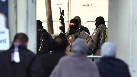 شهادات تكشف كيف تتحول الانتهاكات الجنسانية إلى أداة تهجير بصمت في الضفة الغربية حيث تدفع التهديدات والخوف عائلات بأكملها لترك منازلها بحثًا عن الأمان