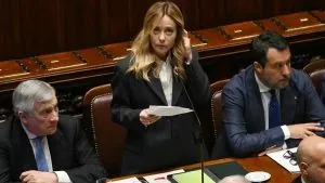 تحرك إيطالي لافت بتعليق تجديد اتفاق التعاون الدفاعي مع إسرائيل وسط تصاعد التوترات الإقليمية وانتقادات لهجمات طالت جنود حفظ السلام في لبنان