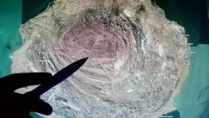 تزايد التحركات العسكرية الأميركية نحو الخليج يثير تساؤلات حول كلفة غزو محتمل لإيران وسط تضاريس وعرة قد تحول أي هجوم إلى مأزق طويل الأمد