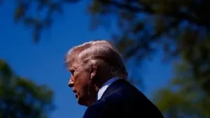 تصاعد التوتر بين واشنطن وطهران مع تهديد ترامب بتدمير البنية التحتية الإيرانية يثير مخاوف من تجاوز الخطوط الحمراء وعودة شبح المواجهة المفتوحة