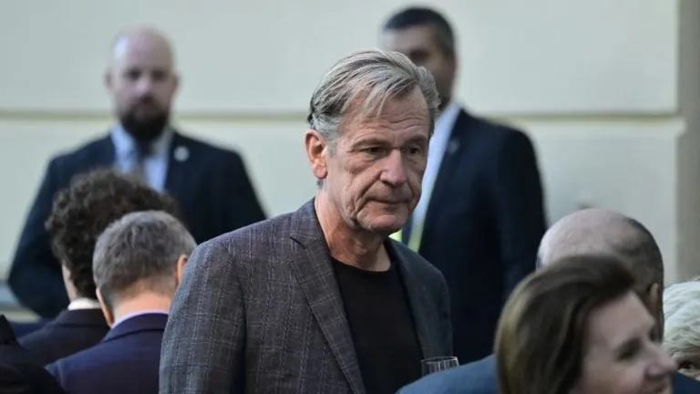 اتهامات بتقويض استقلالية غرف الأخبار تلاحق إمبراطورية أكسل شبرينغر بعد تصريحات رئيسها الداعمة لإسرائيل ما يثير قلق الصحفيين حول حرية التحرير ومستقبل التغطية