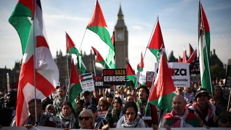 بركان غزة في صناديق إنجلترا: كيف حسم “التعهد من أجل فلسطين” زلزال انتخابات 2026 وأطاح بالعمال؟ تكشف بيانات انتخابات إنجلترا المحلية صعود المرشحين الداعمين لفلسطين، بعدما حصدوا 27% من المقاعد المتنافس عليها وتفوقوا على العمال والليبراليين.