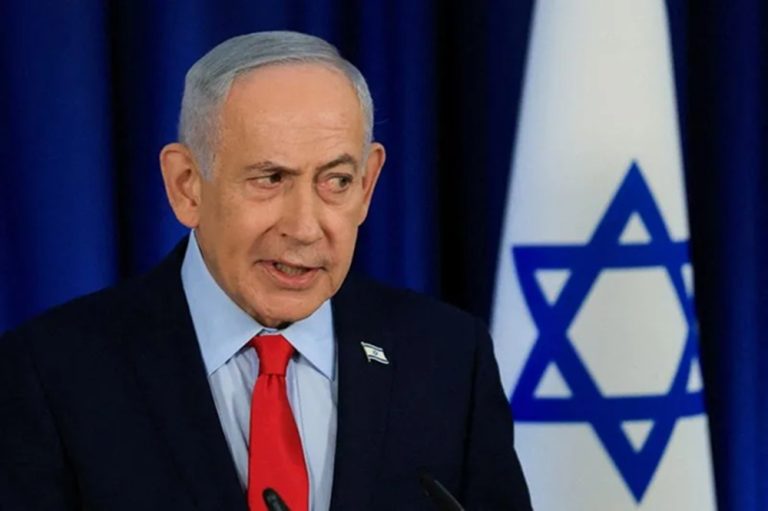 اغتيال القائد الثالث في أسابيع.. هل ينجح استهداف “محمد عودة” في تفكيك ما تبقى من قيادة القسام؟ إسرائيل تعلن استهداف محمد عودة، القائد الجديد لكتائب القسام في غزة، مع تصعيد عملياتها العسكرية وتوسيع تحركاتها البرية في لبنان وسط سقوط ضحايا.