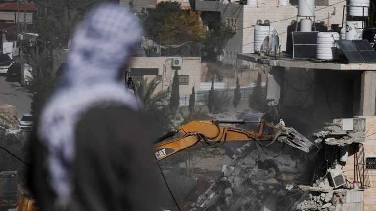 إسرائيل تُسرّع هدم المنازل الفلسطينية في سلوان قرب المسجد الأقصى