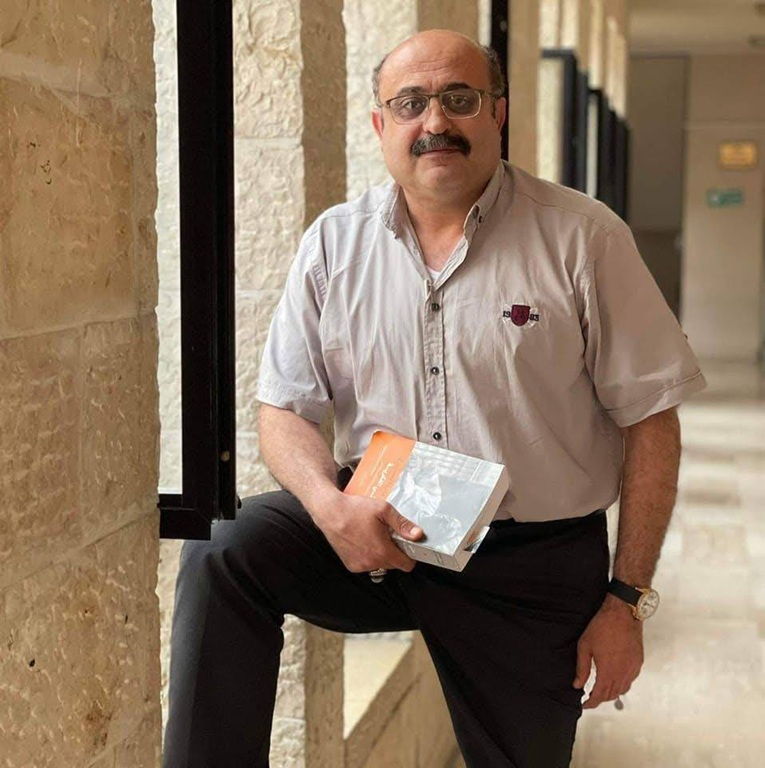 الكاتب الفلسطيني د. عدوان نمر يكتب: الفيض الترامبي تحليل فلسفي وسياسي لصعود دونالد ترامب وتأثيره على مفاهيم السلام العالمي والعولمة والليبرالية، وعلاقته بفلسفة القوة عند نيتشه وتحولات النظام الدولي.