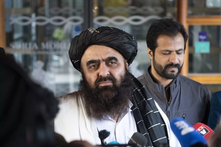 وفد من حكومة طالبان يصل بروكسل للقاء ممثلين عن الاتحاد الأوروبي بتأشيرات بلجيكية ليوم واحد وفد من حكومة طالبان يصل بروكسل لعقد محادثات تقنية مع ممثلي الاتحاد الأوروبي بشأن اللاجئين والترحيل، بتأشيرات بلجيكية ليوم واحد لا تتيح دخول شنغن.